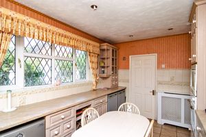 Photo 13- click for photo gallery